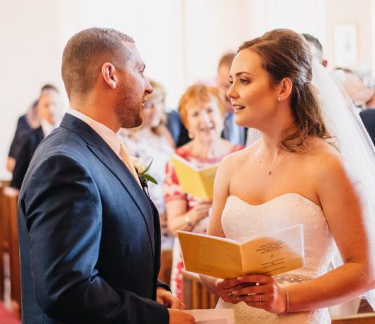 Aspect To Consider While Hiring Wedding Photographer Wedding Photographer