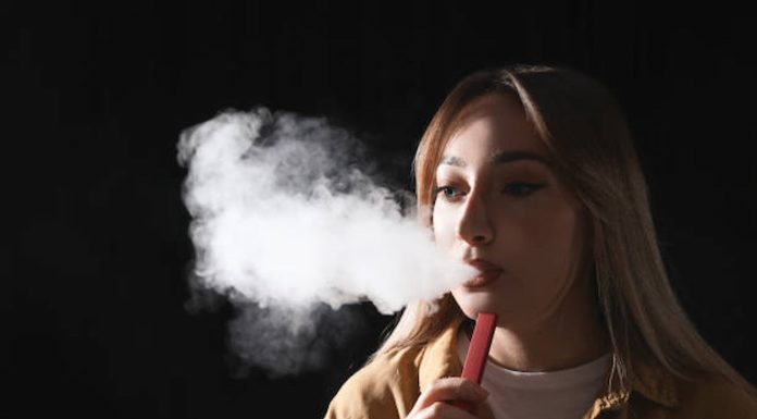 Exploring The Latest Trends In Vaping: A Smoke-Free Revolution vaping