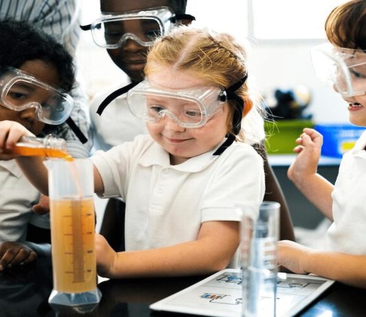 Why Science Holiday Camps Are a Must-Try for Kids science camp