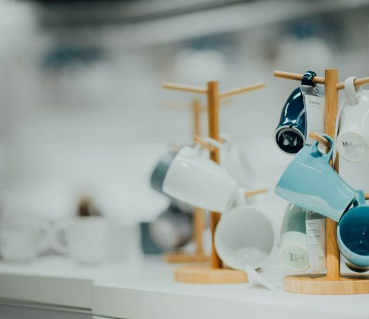 The Ultimate Guide to Managing Finances on Your Overseas Journey Guide to Managing Finances on Your Overseas Journey