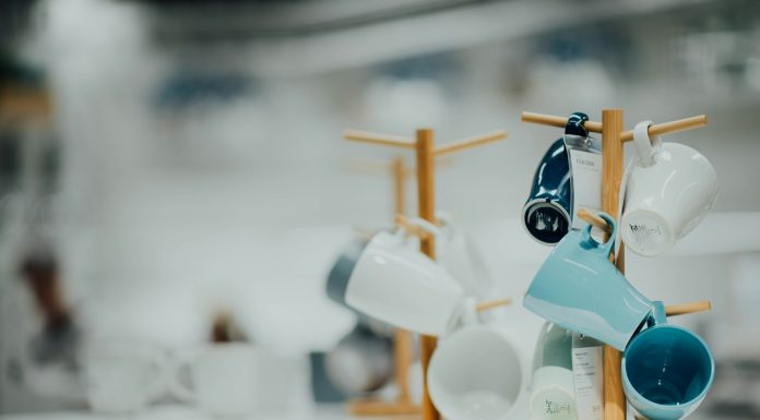 A Guide to Simplifying Housework A Guide to Simplifying Housework