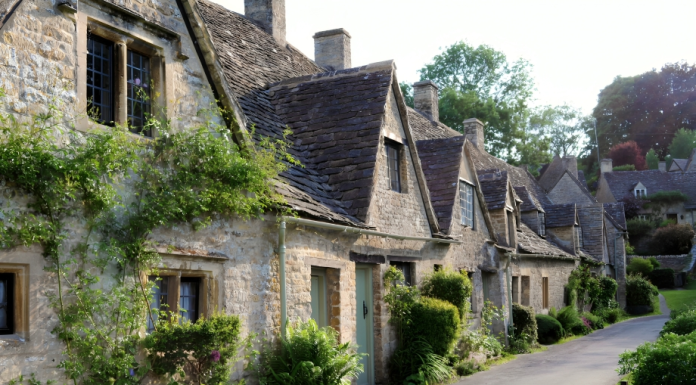 Charming English Villages: Hidden Treasures to Discover English Villages