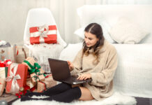 Buying Christmas Presents Online Without the Stress Buying Christmas Presents