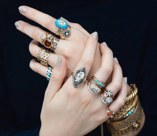 Antique Rings: History, Hallmarks & How to Date Them Antique Rings