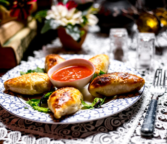 From Crab Pasties to Cream Teas: Eating Your Way Around the Isle of Wight From Crab Pasties to Cream Teas
