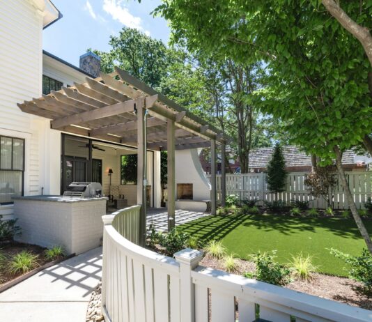How to Transform Your Yard into a Beautiful Outdoor Oasis Yard