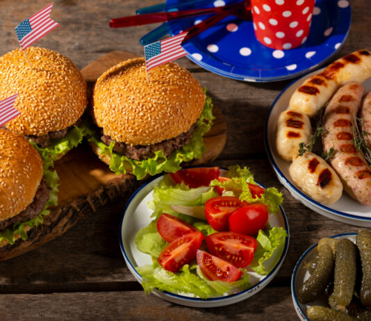 Fast Food in Hollywood: A Tour of Hollywood’s Most Famous Eateries Fast Food