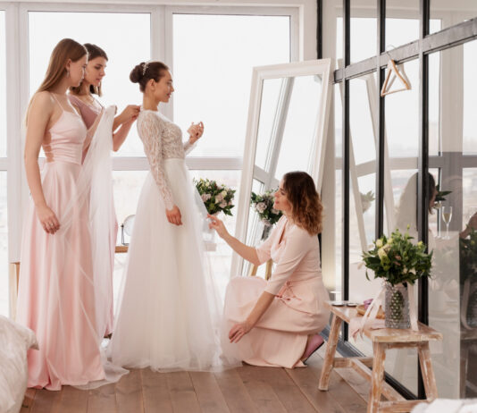 Seasonal Style: What to Wear to a Wedding Throughout The Year Seasonal Style