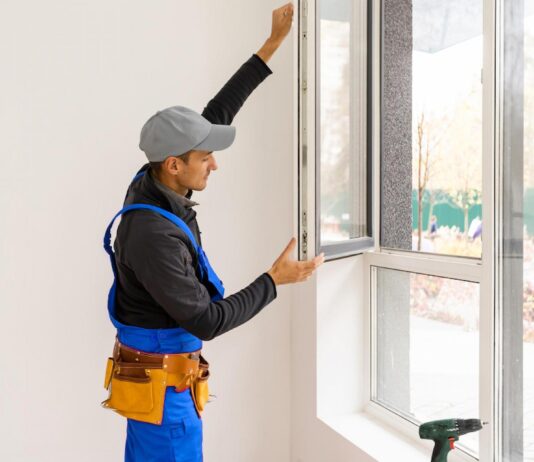 Emergency Glazing vs Boarding Up: Which Do You Need and When? Emergency Glazing