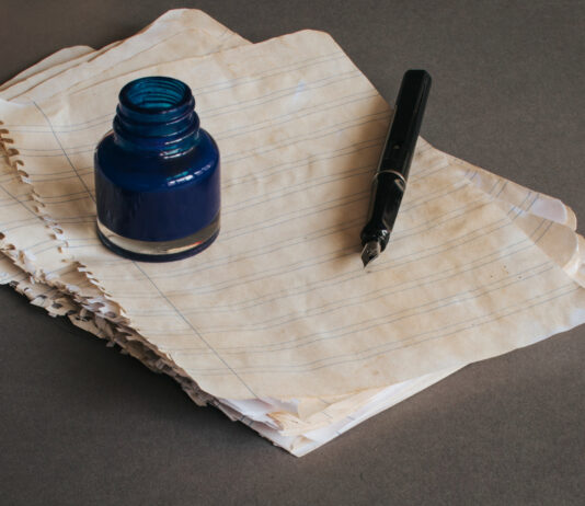 7 Best Fountain Pen Inks for Journalling, Gifting and Expressive Writing Fountain Pen Inks