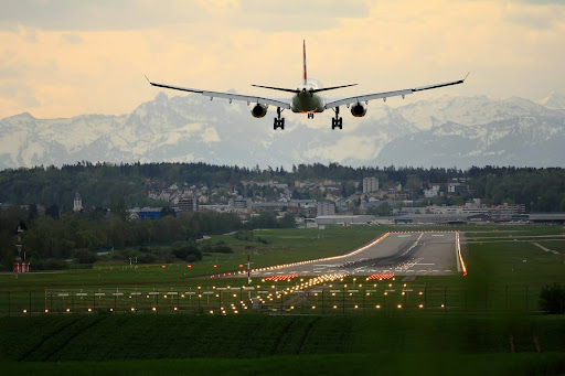 Moment a Flight Goes Wrong