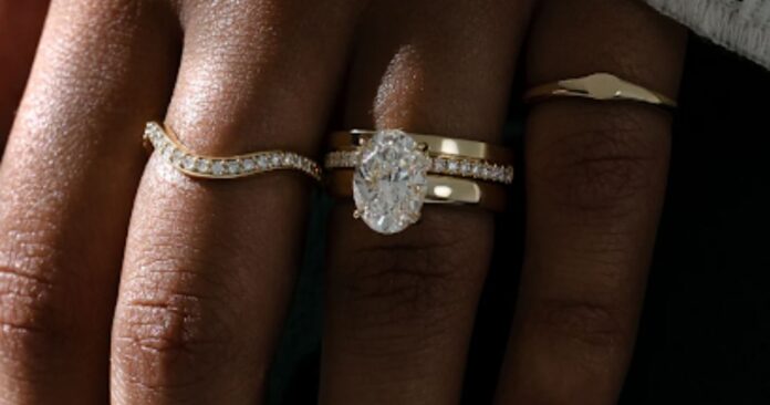 Cathedral vs. Halo vs. Solitaire Which Engagement Ring Setting Suits Your Hand
