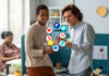 EasyComment: A Better Solution To Deal With Social Media EasyComment