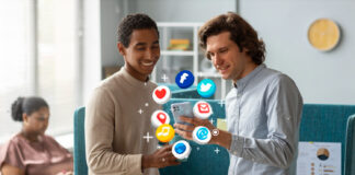 EasyComment: A Better Solution To Deal With Social Media EasyComment