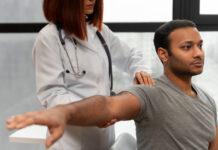 Understanding When Elbow Sleeves Help and When They Hide an Injury Elbow Sleeves