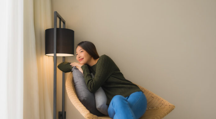 Which Arc Floor Lamp Style Is Best for Your Space in 2026? Arc Floor Lamp